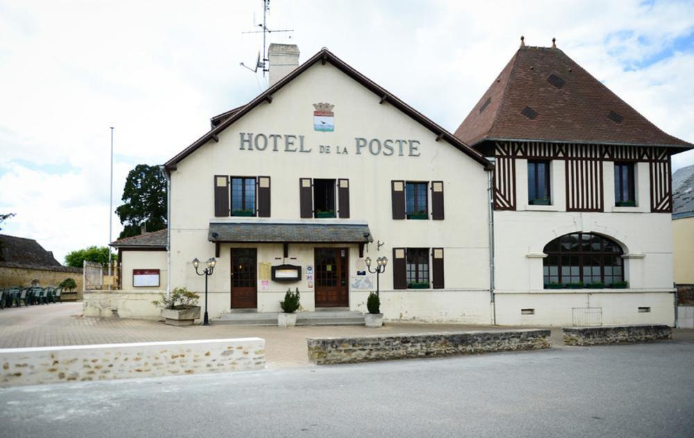 Logis Hotel Restaurant De La Poste Le Mele-sur-Sarthe Екстер'єр фото