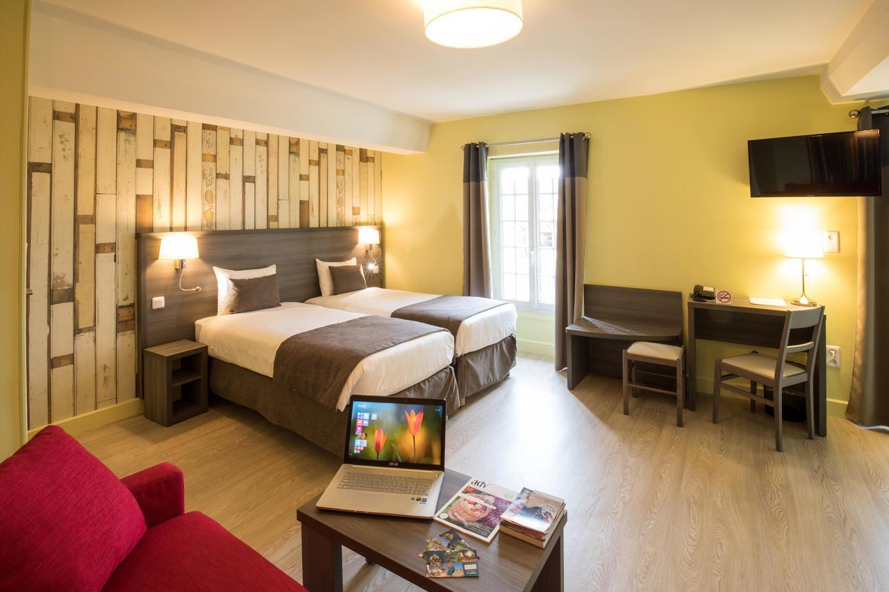 Logis Hotel Restaurant De La Poste Le Mele-sur-Sarthe Екстер'єр фото