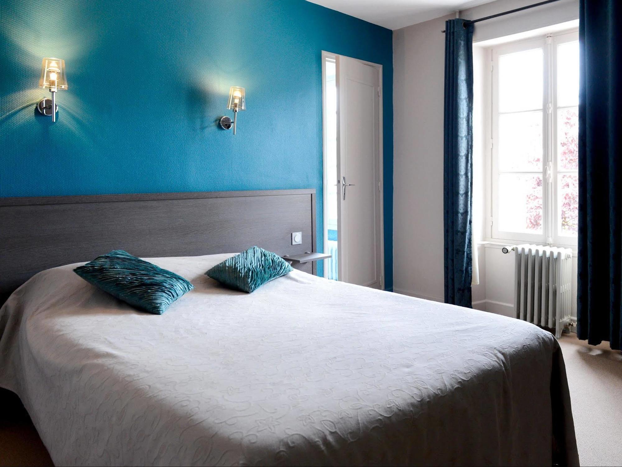 Logis Hotel Restaurant De La Poste Le Mele-sur-Sarthe Екстер'єр фото